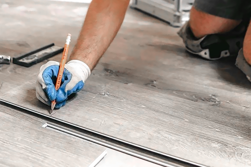 Il metodo di installazione di pavimenti in PVC più completo!